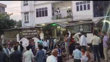 मथुरा30सितम्बर24*दीप नर्सिंग हॉस्पिटल ने तीन दिन तक ऐंठे लाखों रुपए,बच्चे की हालत बिगड़ने पर हाथ किए खड़े