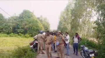 हरदोई4अक्टूबर24*ट्रैक्टर ट्रॉली अनियंत्रित होकर बिजली के पोल से टकरायी हरदोई4अक्टूबर24*ट्रैक्टर ट्रॉली अनियंत्रित होकर बिजली के पोल से टकरायी