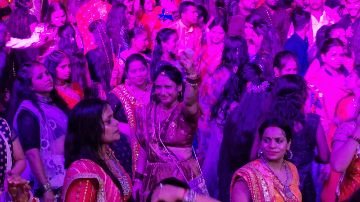 मिर्जापुर: 4अक्टूबर 24 *भव्य डांडिया का आयोजन*