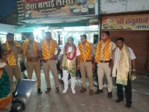 मथुरा5अक्टूबर24*महाराजा अग्रसेन की शोभायात्रा का आयोजन किया गया।