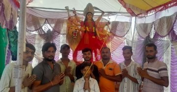 झांसी7अक्टूबर 2024*पंडालों में सजी अंबे गौरी की झांकी।