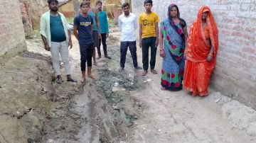 कौशाम्बी7अक्टूबर24*विकास योजनाओं से कोसों दूर है अदरमदार गांव* कौशाम्बी7अक्टूबर24*विकास योजनाओं से कोसों दूर है अदरमदार गांव*