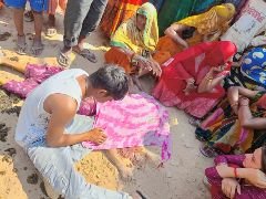 मथुरा7अक्टूबर24*स्कूल बस ने महिला को कुचला हुई दर्दनाक मौत* मथुरा7अक्टूबर24*स्कूल बस ने महिला को कुचला हुई दर्दनाक मौत*