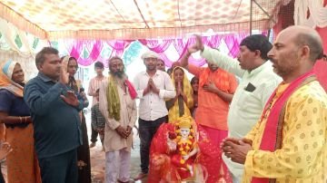 अयोध्या10अक्टूबर24*तिहुरा माझा में मां दुर्गा की स्थाई मूर्ति की गई स्थापित।