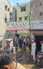 कानपुर11अक्टूबर24*रियाहसी इलाके के एक मकान की चौथी मंजिल पर चल रहे मोमबत्ती के कारखाने में लगी आग कानपुर11अक्टूबर24*रियाहसी इलाके के एक मकान की चौथी मंजिल पर चल रहे मोमबत्ती के कारखाने में लगी आग