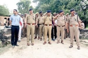 कौशाम्बी13अक्टूबर24*मूर्ति विसर्जन के दौरान दो समुदाय में हुए विवाद की जांच को पहुंचे एडीजी जोन व आईजी प्रयागराज*