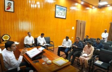 देहरादून16अक्टूबर24*डीएम स्ट्रीट लाइट को लेकर हुए सख्त, बोले जनमानस को नहीं रख सकते अंधेरे में,