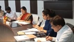 बाराबंकी16अक्टूबर24*उप्र महिला आयोग की उपाध्यक्ष अपर्णा यादव पहुंची बाराबंकी...