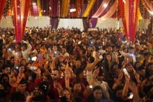 वाराणसी16अक्टूबर24*रेड स्टोन इवेन्ट की तरफ से डाडिया का आयोजन