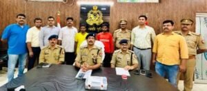 बाराबंकी17अक्टूबर24*आशिकाई में पड़े भतीजे ने की सगी चाची की हत्या, पुलिस ने किया खुलासा