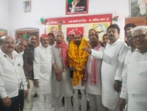 फूलपुर21अक्टूबर24*""नवनियुक्त प्रदेश सचिव मोहम्मद शारिक़ का नगर कार्यालय पर हुआ ज़ोरदार स्वागत""""