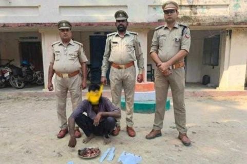 बहराइच21अक्टूबर24*शिकारी के घर से जंगली कैट का मांस बरामद।