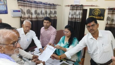 रायबरेली22अक्टूबर24*वकीलों ने मुख्यमंत्री को संबोधित 9 सूत्रीय ज्ञापन एसडीएम को सौंपा रायबरेली22अक्टूबर24*वकीलों ने मुख्यमंत्री को संबोधित 9 सूत्रीय ज्ञापन एसडीएम को सौंपा