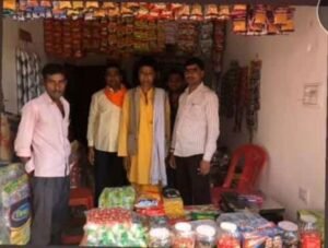 रायबरेली22अक्टूबर24*बछरावां रोड शिवगढ़ मोड पर दीपांशू किराना स्टोर का हुआ भव्य उद्घाटन