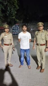 मथुरा 26 अक्टूबर 2024*थाना हाईवे पुलिस द्वारा देह व्यापार हेतु आश्रय़ दी गयी तीन महिलाओ को रेस्क्यू किया गया