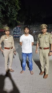 मथुरा 26 अक्टूबर 2024*थाना हाईवे पुलिस द्वारा देह व्यापार हेतु आश्रय़ दी गयी तीन महिलाओ को रेस्क्यू किया गया