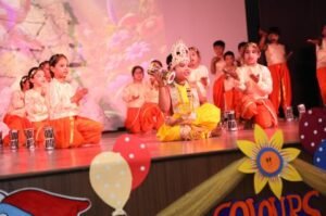 जयपुर27अक्टूबर24*एस.वी. पब्लिक स्कूल के नन्हे मुन्नू बच्चों ने वार्षिक उत्सव में दिखाया अपना जोश