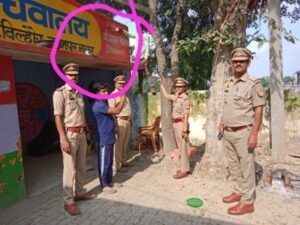 कानपुर नगर27अक्टूबर24*थाना अरौल क्षेत्रांतर्गत ऑपरेशन त्रिनेत्र/हर घर कैमरा अभियान के तहत लगातार किया जा रहा जागरूक*