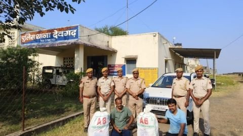 जयपुर30अक्टूबर24*राजस्थान में पुलिस की बड़ी कार्रवाई, कार से 80 किलो चांदी, 14 लाख नकदी के साथ 2 आरोपी गिरफ्तार*