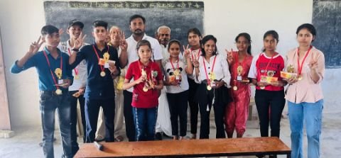 कानपुर नगर30अक्टूबर24*शिवराजपुर ब्लाक के बंसी नेवादा गांव स्थिति गुरुकुलम विद्या मंदिर स्कूल में फेस्टिवल मनाया गया कानपुर नगर30अक्टूबर24*शिवराजपुर ब्लाक के बंसी नेवादा गांव स्थिति गुरुकुलम विद्या मंदिर स्कूल में फेस्टिवल मनाया गया