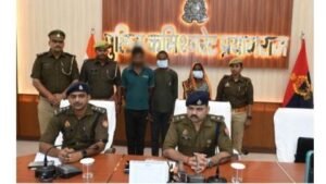 प्रयागराज03नवम्बर24*मेजा पुलिस ने हत्या की घटना का किया खुलासा** घटना में शामिल तीन अभियुक्तगण गिरफ्तार