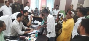 कौशाम्बी04नवम्बर24*तहसील सिराथू में डीएम एसपी ने जनशिकायतों को सुना*