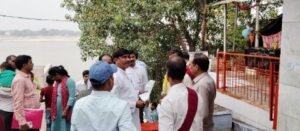 मिर्जापुर4अक्टूबर24*छठ पूजा की तैयारियों को लेकर नपाध्यक्ष श्यामसुंदर केशरी ने घाटों का किया निरीक्षण* मिर्जापुर4अक्टूबर24*छठ पूजा की तैयारियों को लेकर नपाध्यक्ष श्यामसुंदर केशरी ने घाटों का किया निरीक्षण*