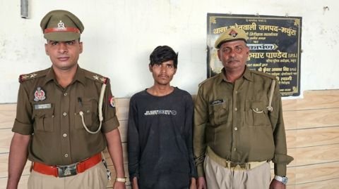 मथुरा5नवंबर24*थाना बल्देव पुलिस द्वारा हत्या के प्रयास के अभियोग में वाछिंत एक बाल अपचारी को पुलिस अभिरक्षा में लिया मथुरा5नवंबर24*थाना बल्देव पुलिस द्वारा हत्या के प्रयास के अभियोग में वाछिंत एक बाल अपचारी को पुलिस अभिरक्षा में लिया