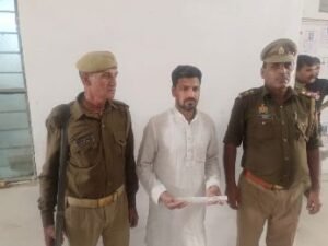 मथुरा 8 नवंबर 2024* एक अभियुक्त को मय एक नाजायज चाकू/छुरा के साथ किया गिरफ्तार*