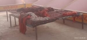 कौशाम्बी09नवम्बर24*सेग्रीगेशन हाऊस कूड़ा घर में सफाई कर स्थानीय सोने के लिए कर रहे प्रयोग*