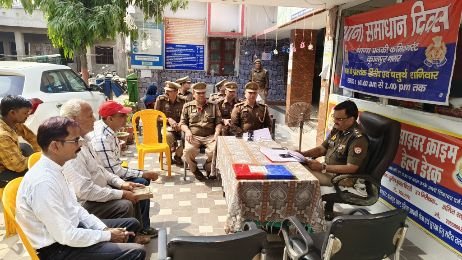 कानपुर नगर09नवम्बर24*पुलिस उपायुक्त पश्चिम श्री राजेश कुमार सिंह द्वारा थाना पनकी पर समाधान दिवस आयोजित किया गया कानपुर नगर09नवम्बर24*पुलिस उपायुक्त पश्चिम श्री राजेश कुमार सिंह द्वारा थाना पनकी पर समाधान दिवस आयोजित किया गया