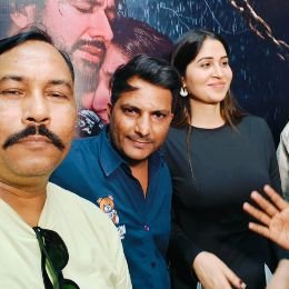 जयपुर11नवम्बर24*स्टारर लव स्टोरी बेस्ड सॉन्ग तन्हाइयां की प्रेस कांफ्रेंस का हुआ आयोजन। जयपुर11नवम्बर24*स्टारर लव स्टोरी बेस्ड सॉन्ग तन्हाइयां की प्रेस कांफ्रेंस का हुआ आयोजन।