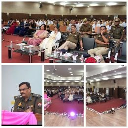 कानपुर नगर11नवम्बर24*मिशन_शक्ति_फेज_5 के दृष्टिगत  छात्र/छात्राओं एवं संस्थान के स्टाफ को यातायात नियमों की जानकारी दे जागरूक किया