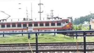 कटनी11नवम्बर24*बिलासपुर रेलवे रूट ब्लॉक, सफर से पहले चेक कर लें कैंसिल ट्रेनों की लिस्ट*