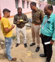 बाराबंकी13नवम्बर24*तंबाकू पदार्थों का सेवन करने वाले छह लोगों से वसूला जुर्माना बाराबंकी13नवम्बर24*तंबाकू पदार्थों का सेवन करने वाले छह लोगों से वसूला जुर्माना