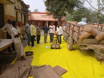 बाराबंकी13नवम्बर24*बुढ़वल सहकारी समिति पर शुरू हुई धान खरीद बाराबंकी13नवम्बर24*बुढ़वल सहकारी समिति पर शुरू हुई धान खरीद