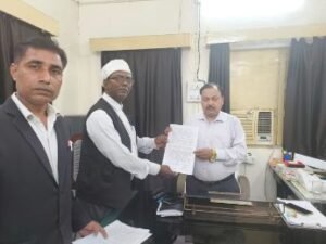 मिर्जापुर:14नवम्बर24*ध्वस्तीकरण आदेश को एक वर्ष से ज्यादा समय हुआ लेकिन बाबा का बुलडोजर खामोश*