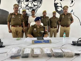 कन्नौज15नवम्बर24*लूट की घटना कारित करने वाले शातिर अभियुक्त को किया गया गिरफ्तार, कन्नौज15नवम्बर24*लूट की घटना कारित करने वाले शातिर अभियुक्त को किया गया गिरफ्तार,