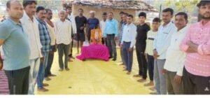 कौशाम्बी16नवम्बर24*महान स्वतंत्रता सेनानी ऊदा देवी के छायाचित्र पर पुष्प अर्पित करते हुए उनके विचारों को कांग्रेस ने किया याद* कौशाम्बी16नवम्बर24*महान स्वतंत्रता सेनानी ऊदा देवी के छायाचित्र पर पुष्प अर्पित करते हुए उनके विचारों को कांग्रेस ने किया याद*