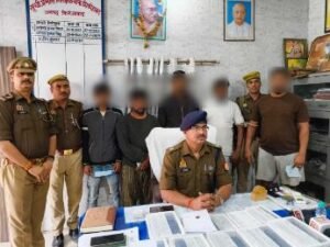 फिरोजाबाद18नवम्बर24*10 हजार रूपये के इनामियाँ वांछित अभियुक्त प्रमोद सहित कुल 05 शातिर चोर गिरफ्तार