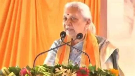 लखनऊ20नवम्बर24*टेक्नोक्रेट कुंभकर्ण ने गुप्त रूप से तैयार किया था हथियार, ऋषि भारद्वाज ने बनाया था दुनिया का पहला विमान-राज्यपाल आनंदीबेन पटेल।