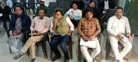 रायबरेली22नवम्बर24*विद्युत विभाग के अधिकारी व कर्मचारियों को दिया गया ई-ऑफिस प्रशिक्षण रायबरेली22नवम्बर24*विद्युत विभाग के अधिकारी व कर्मचारियों को दिया गया ई-ऑफिस प्रशिक्षण