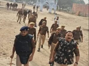 एटा25नवम्बर24*जलेसर: दरगाह के पास विवाद, पथराव में 4 घायल*