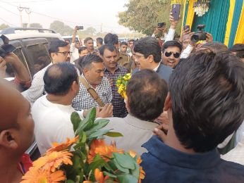 कौशाम्बी26नवम्बर24*मंत्री विधायक सांसद जिला अध्यक्ष समेत 50 हजार लोग तिलक समारोह में हुए शामिल* कौशाम्बी26नवम्बर24*मंत्री विधायक सांसद जिला अध्यक्ष समेत 50 हजार लोग तिलक समारोह में हुए शामिल*