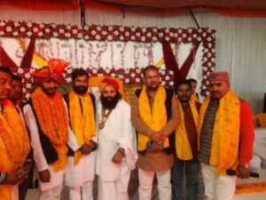 बस्ती27नवम्बर24*कलाकारों की झांकी देख मंत्रमुग्ध हुए दर्शक,पैडा़ में विशाल जागरण एवं भंडारे का हुआ आयोजन