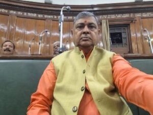 पूर्णियां बिहार 28 नवम्बर 24* विधायक विजय खेमका ने पूर्णिया रंगभूमी मैदान में अंतरराष्ट्रीय क्रिकेट स्टेडियम की मांग की ।