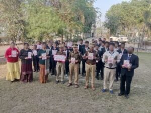 सहारनपुर29नवम्बर24*मिशन शक्ति फेज़ 5 के तहत एंटी रोमियो टीम ने छात्र-छात्राओं व बालिकाओं और महिलाओं को किया जागरूक*