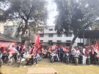 मथुरा30नवम्बर24*रेलवे में यूनियनों के मान्यता चुनाव में मेंस यूनियन का शक्ति प्रदर्शन।