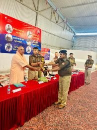 मथुरा3दिसम्बर24**यातायात नियमों के पालन से ही दुर्घटनाओं में आएगी कमी: शैलेष कुमार पाण्डेय *