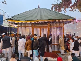 अयोध्या3दिसम्बर24*विश्व विख्यात सूफी संत हजरत शेख अहमद अब्दुल हक़ (मखदूम साहब) का 608 वाँ उर्स शुरू